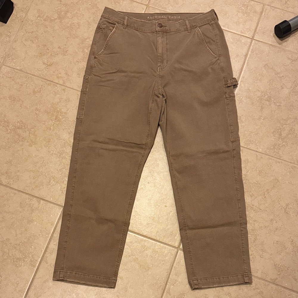American Eagle Outfitters  Tan Cargo Pants